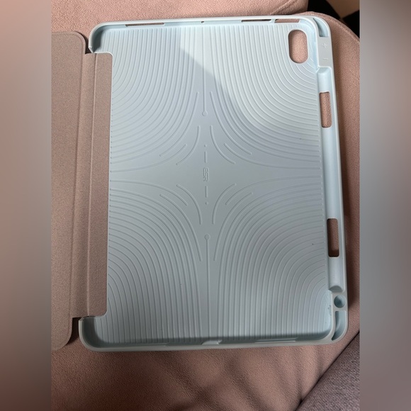 iPad Air 4th and 5th Gen Case/Folio - Picture 3 of 4